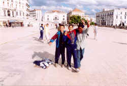 cne014.jpg (77834 octets)